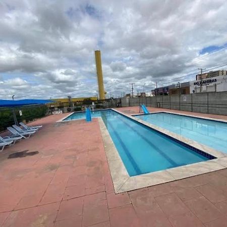 Apto Para Ate 4 Pessoas,Otima Localizacao, Area De Lazer Com Conveniencia E Piscina Para Crianca Petrolina Extérieur photo